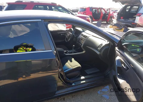 2014 Nissan Altima 2.5 S z USA, uszkodzony, nr VIN 1N4AL3AP6EN388554